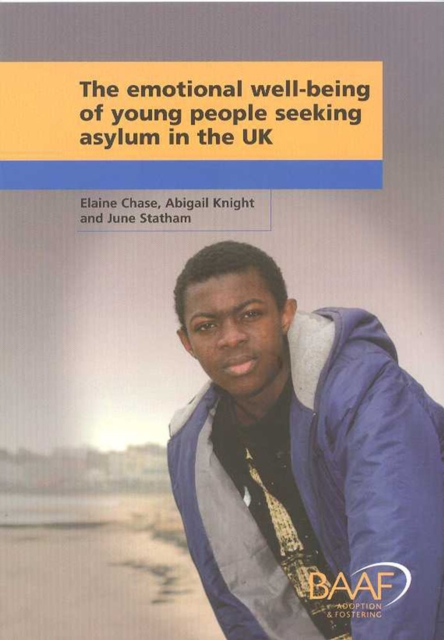 Emotional Well-being of Unaccompanied Young People Seeking Asylum in the UK, Paperback Book