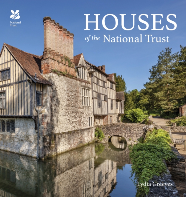 Houses of the National Trust : 2017 edition, Hardback Book