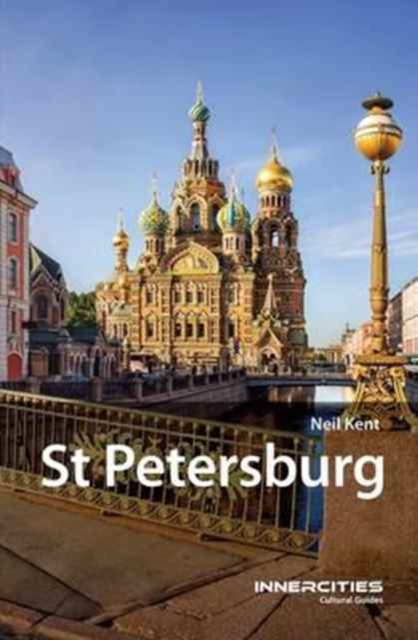 St. Petersburg, Paperback / softback Book