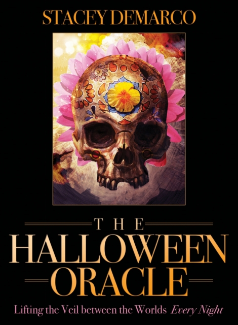 Halloween Oracle : Lifting the Veil Between the Worlds Every Night, Multiple-component retail product Book