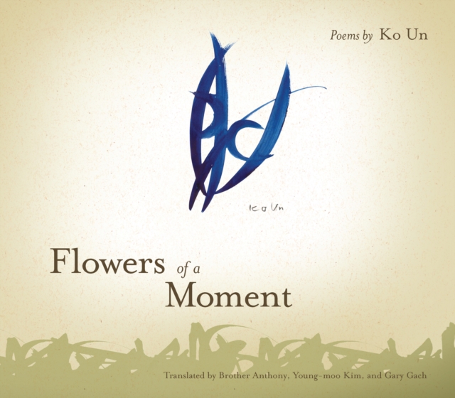 Flowers of a Moment, Paperback / softback Book