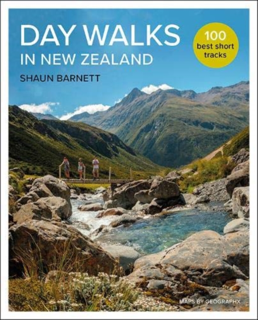 Day Walks in New Zealand, Paperback / softback Book