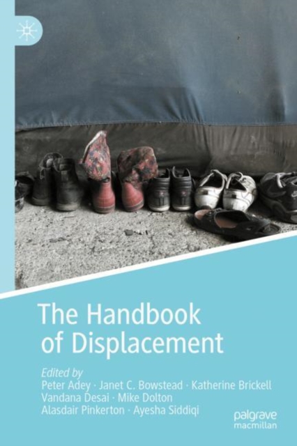 The Handbook of Displacement, Hardback Book