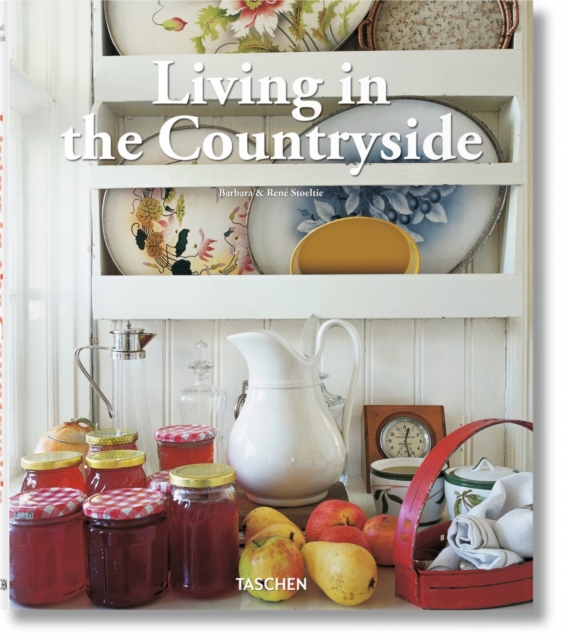 Living in the Countryside, Hardback Book