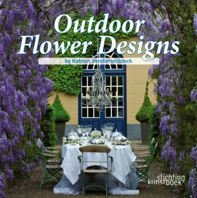 Outdoor Flower Designs, Hardback Book