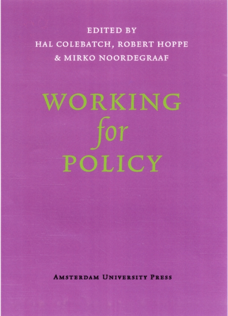 Working for Policy, Paperback / softback Book