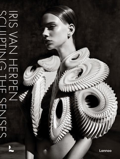 Iris van Herpen : Sculpting the Senses, Hardback Book