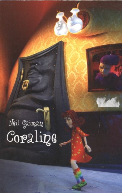 Coraline (Romanian), Paperback Book