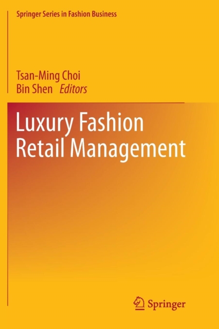 Luxury Fashion Retail Management, Paperback / softback Book